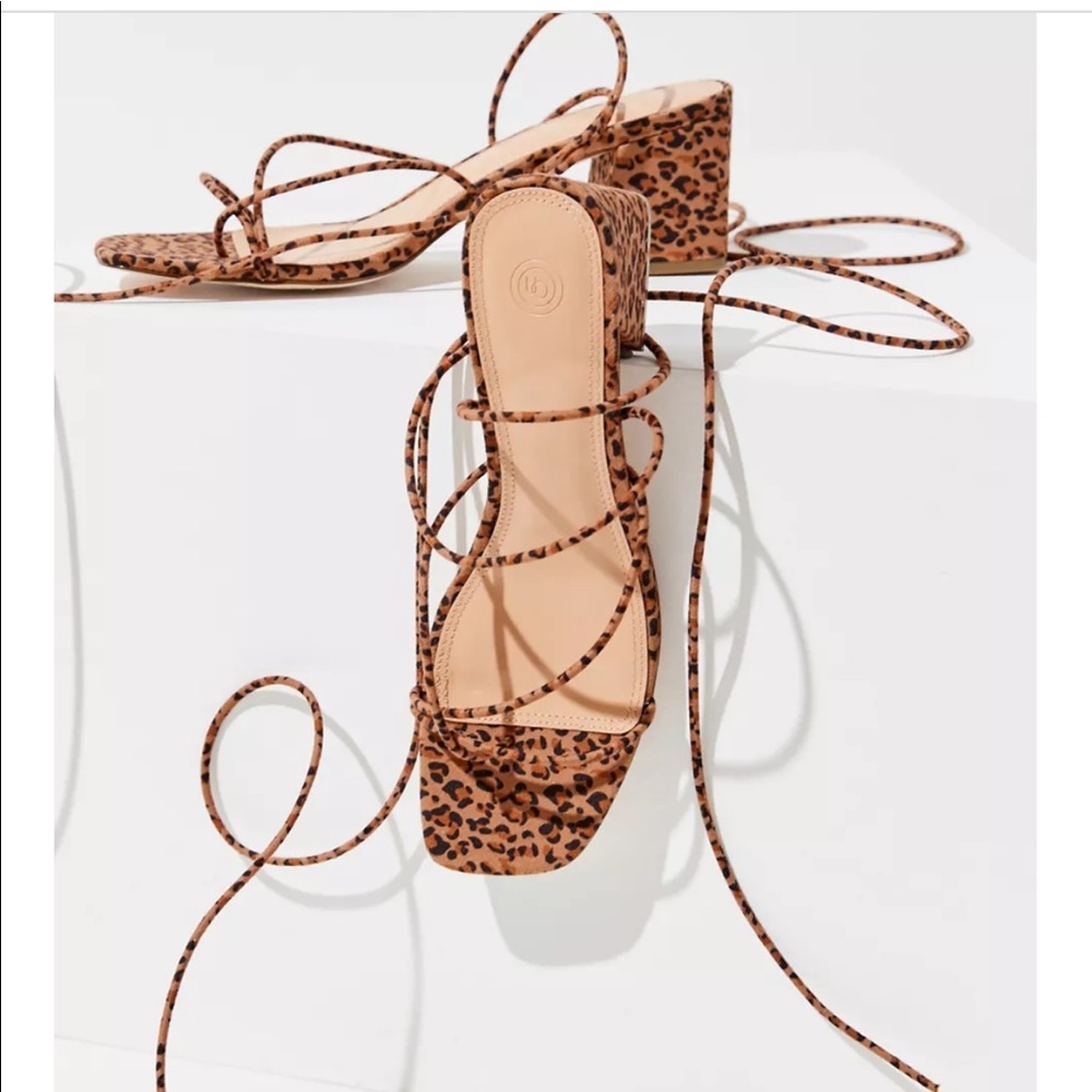 Urban Outfitters Leopard Strappy Sandals - Picture 3 of 7